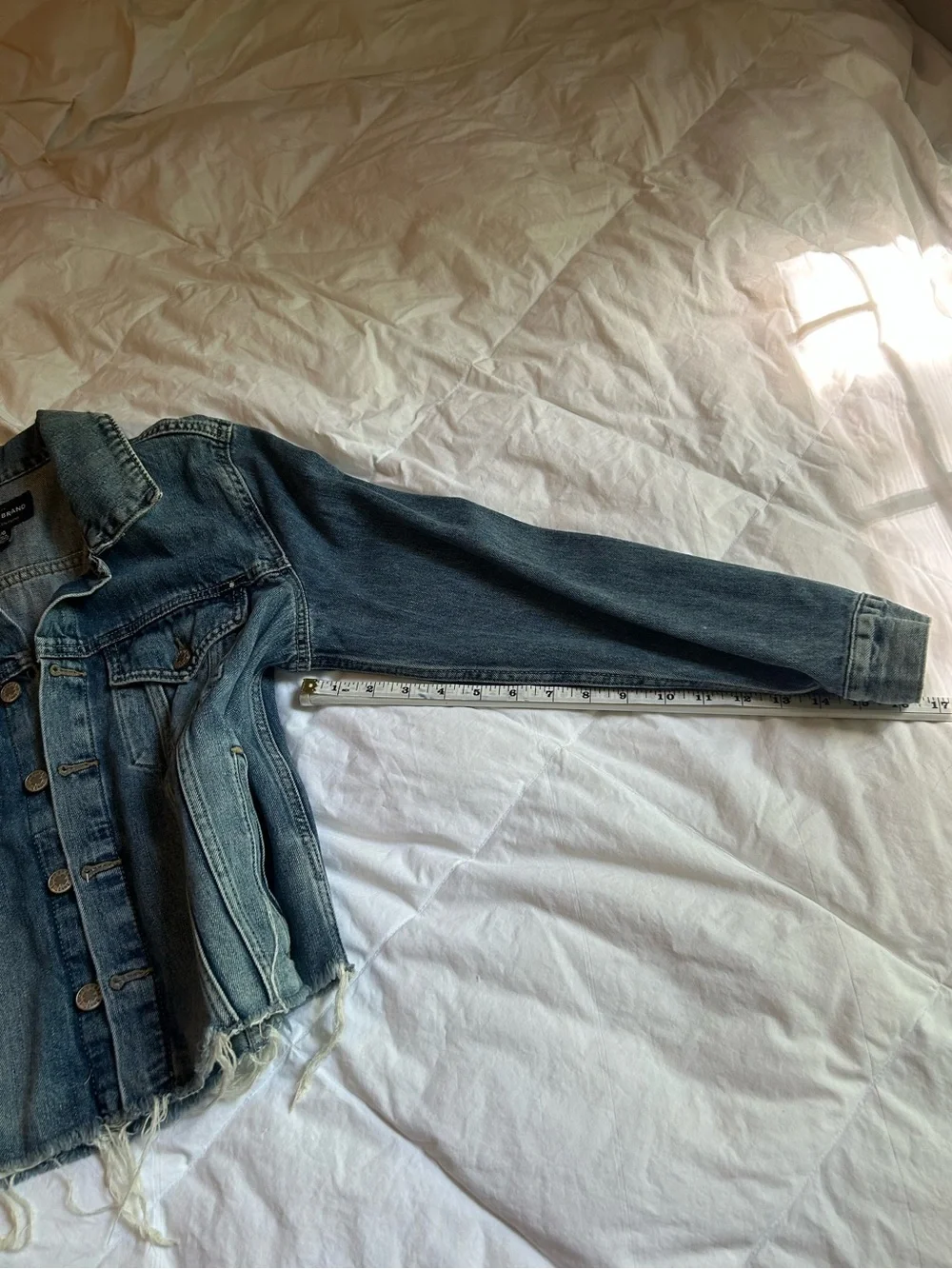 Lucky Brand Faded Blue Denim Jean Jacket with Raw Hem - Picture 6 of 10